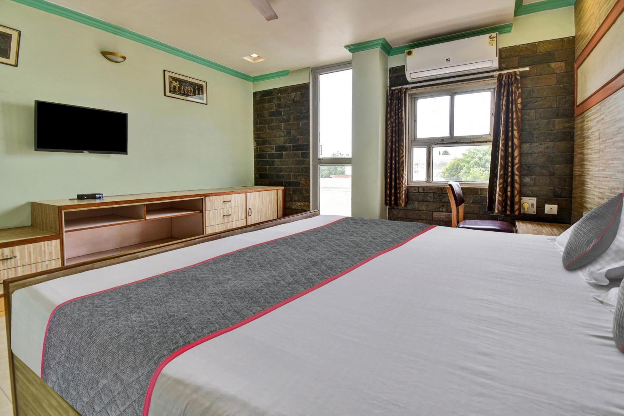 Townhouse Hotel Fly View Jaipur Exteriör bild