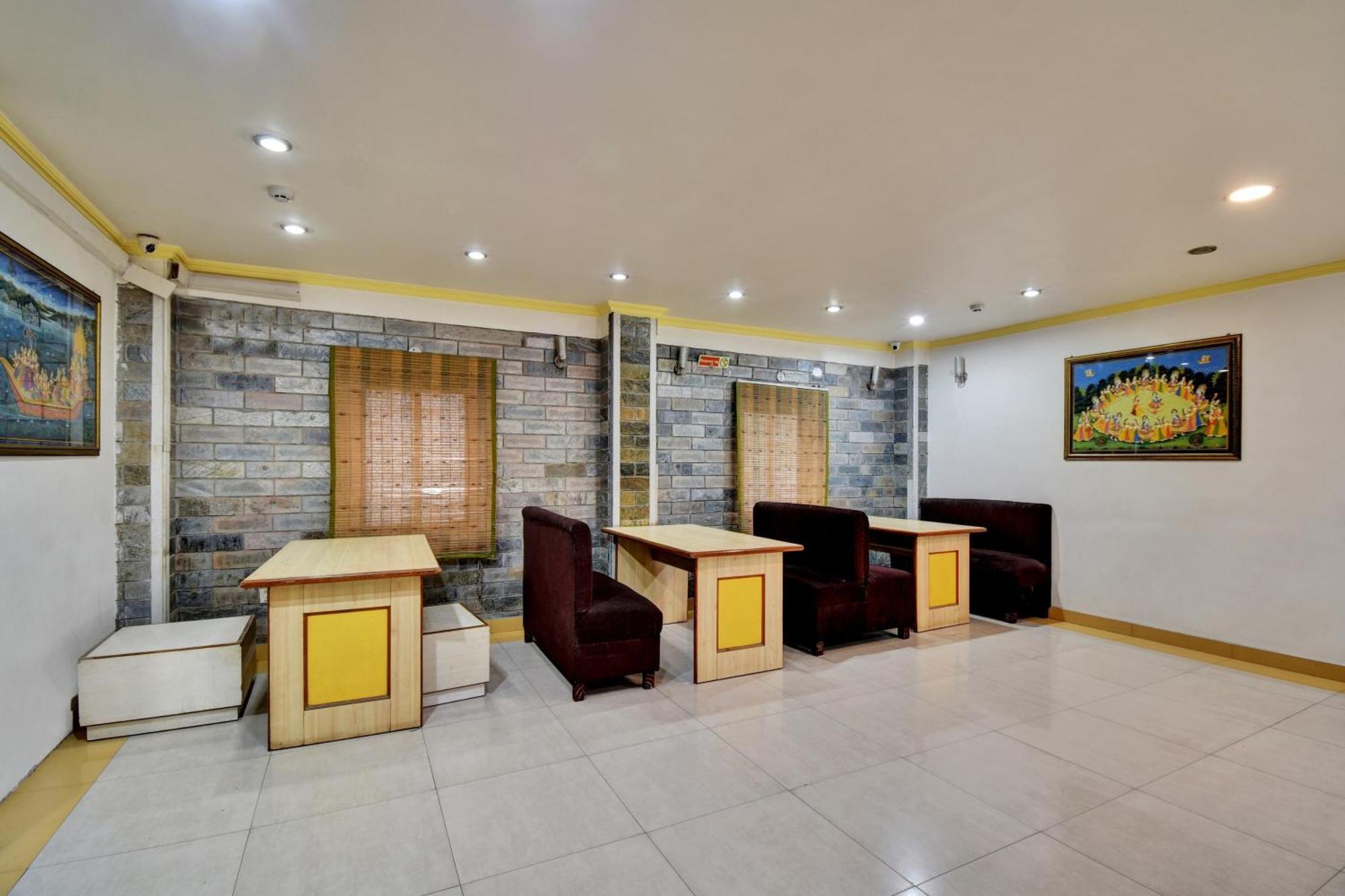 Townhouse Hotel Fly View Jaipur Exteriör bild