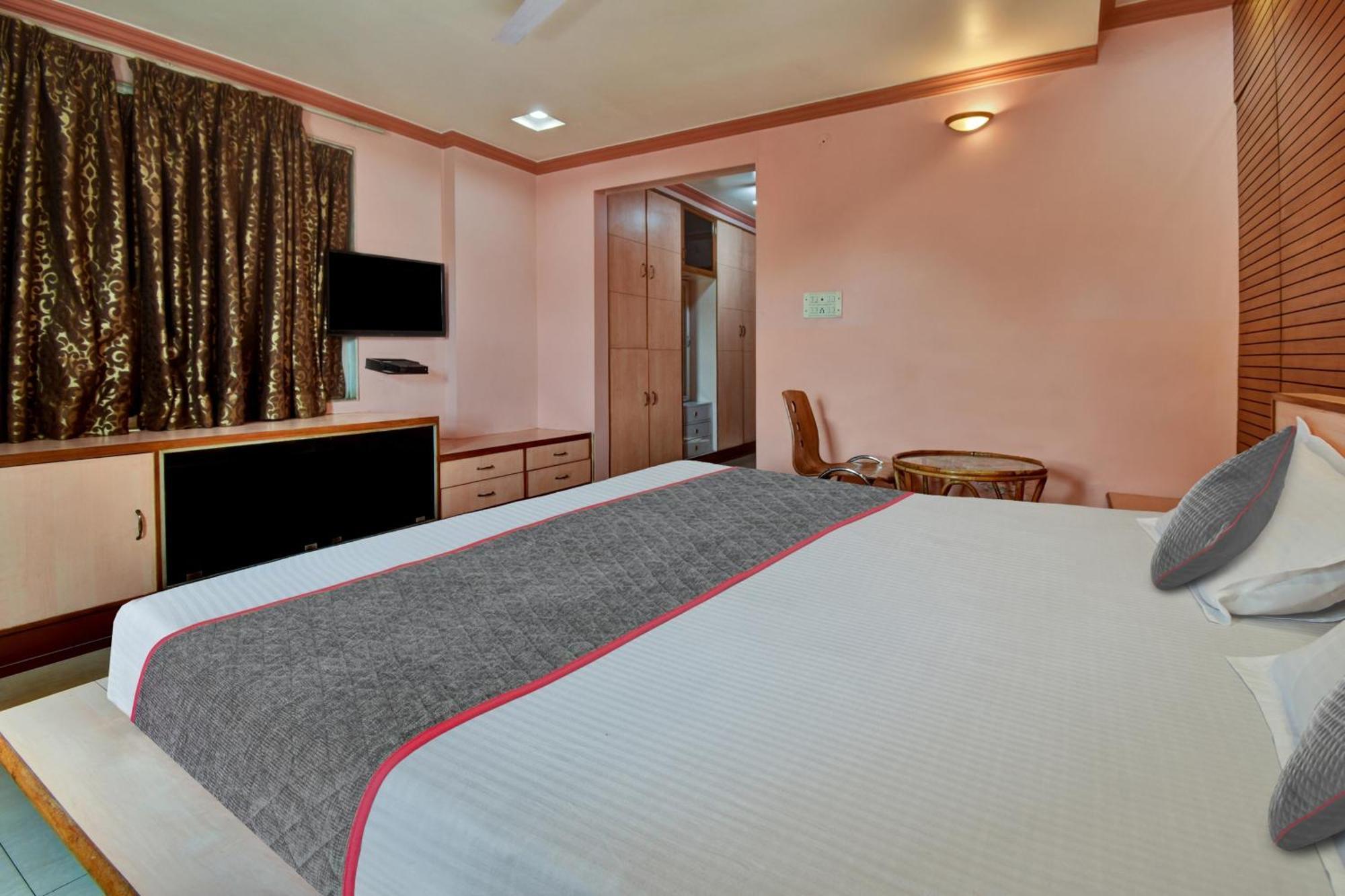 Townhouse Hotel Fly View Jaipur Exteriör bild