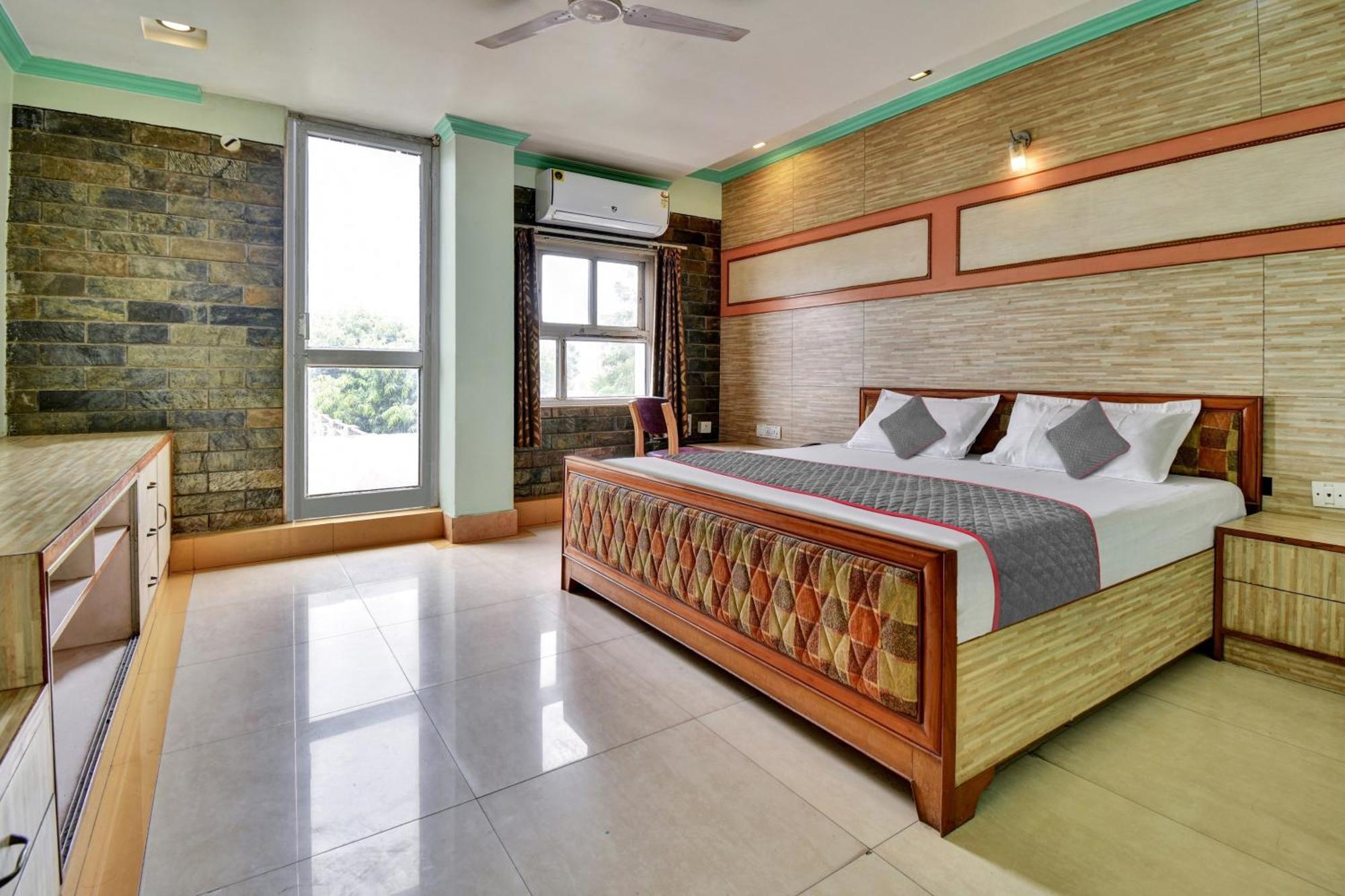 Townhouse Hotel Fly View Jaipur Exteriör bild